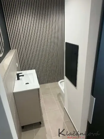 Prodej bytu 2+1, Chomutov, Stavbařská, 62 m2