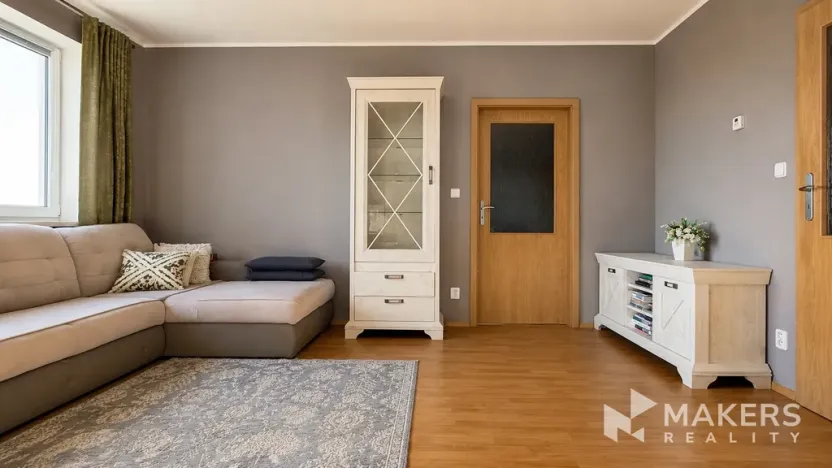 Pronájem bytu 2+kk, Jesenice, V Roháči I., 56 m2