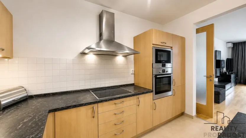 Pronájem bytu 3+kk, Praha - Vršovice, Vršovická, 91 m2
