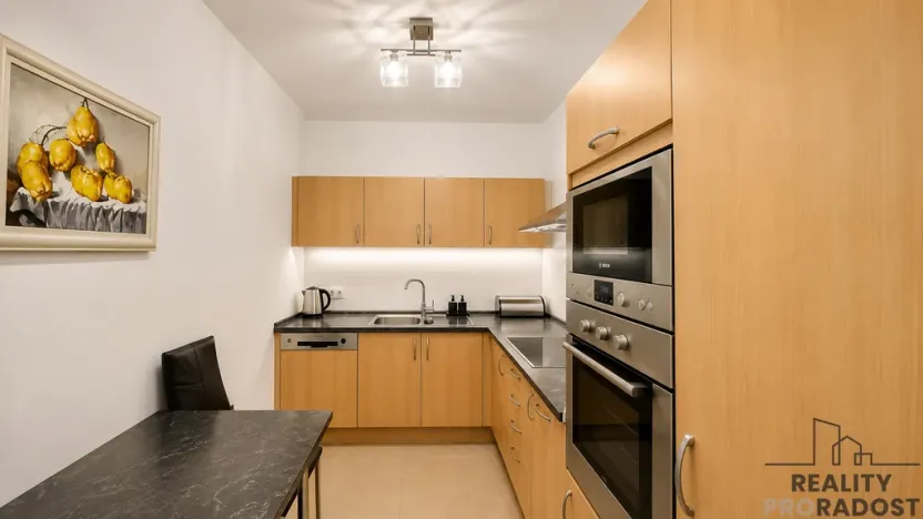 Pronájem bytu 3+kk, Praha - Vršovice, Vršovická, 91 m2