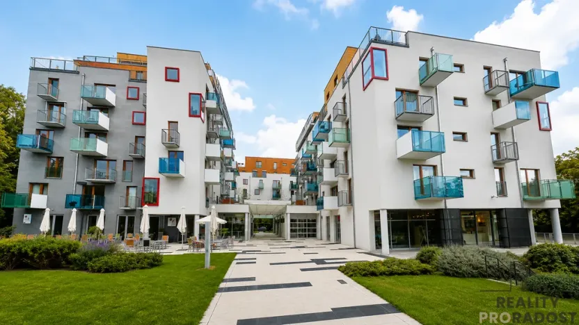 Pronájem bytu 3+kk, Praha - Vršovice, Vršovická, 91 m2