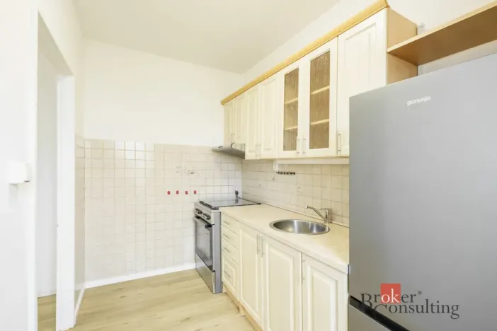 Prodej bytu 3+1, Praha - Modřany, Jordana Jovkova, 62 m2