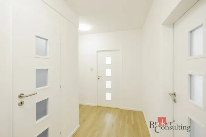 Prodej bytu 3+1, Praha - Modřany, Jordana Jovkova, 62 m2