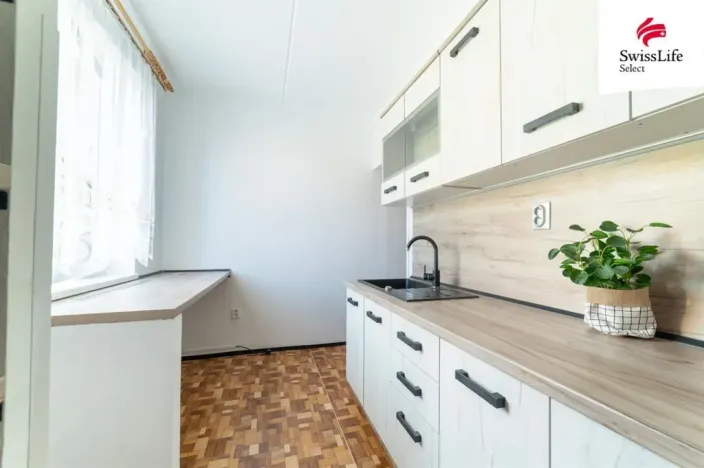 Prodej bytu 3+1, Nové Hrady, Zahradní čtvrť, 71 m2