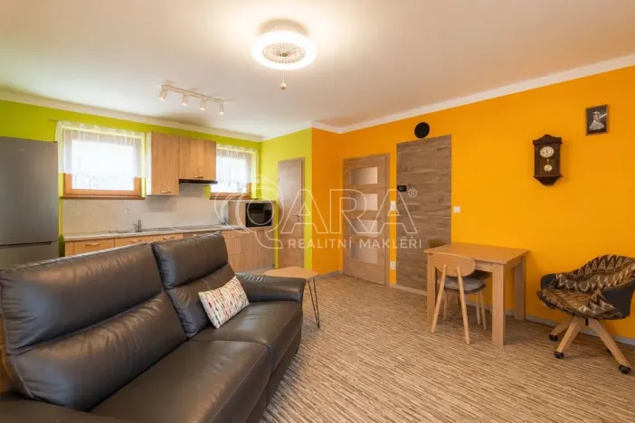 Prodej chaty, Dolní Břežany - Lhota, U Lesa, 50 m2
