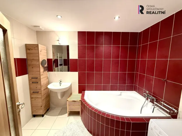 Pronájem bytu 2+kk, Cheb, Havlíčkova, 70 m2