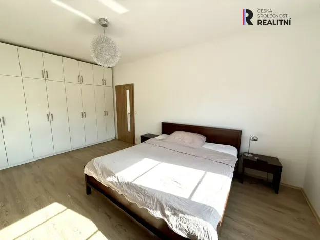 Pronájem bytu 2+kk, Cheb, Havlíčkova, 70 m2