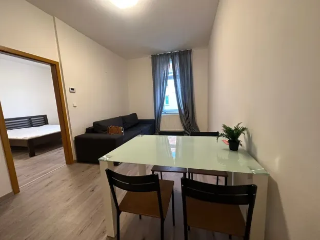 Pronájem bytu 2+kk, Praha - Libeň, Na Dědince, 45 m2