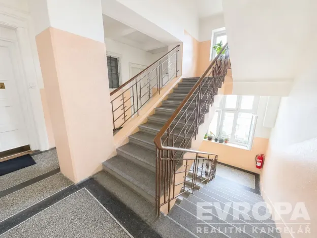 Prodej bytu 2+kk, Praha - Nusle, V zálomu, 53 m2