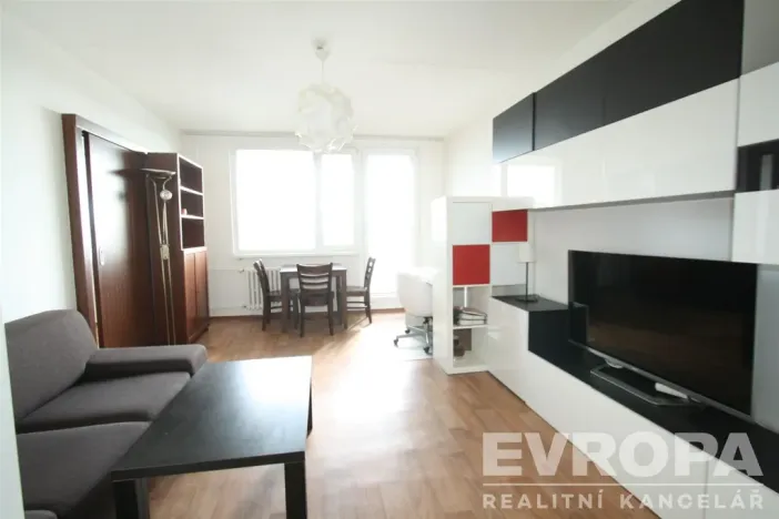 Pronájem bytu 2+1, Praha - Libeň, Podvinný mlýn, 52 m2