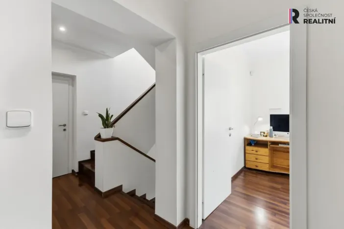 Prodej rodinného domu, Praha - Zličín, Jílová, 340 m2