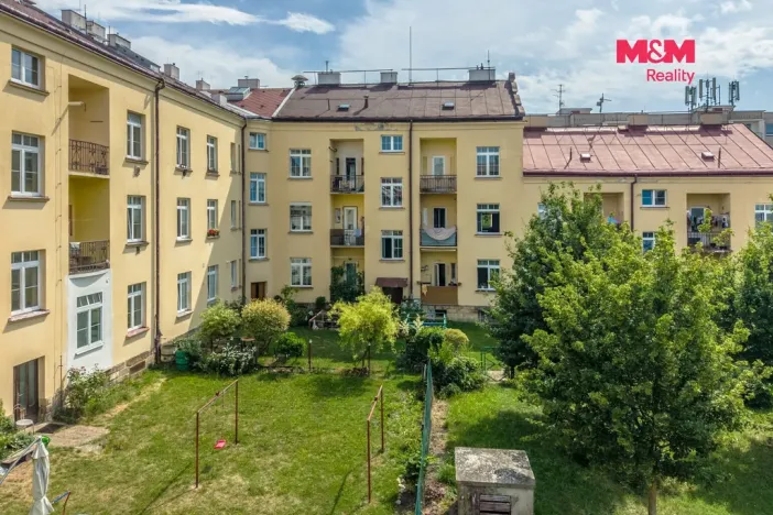 Prodej bytu 2+1, Jičín - Nové Město, Zahradnická, 65 m2