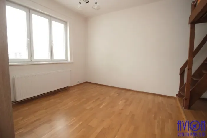Pronájem bytu 2+kk, Praha - Záběhlice, Záběhlická, 46 m2