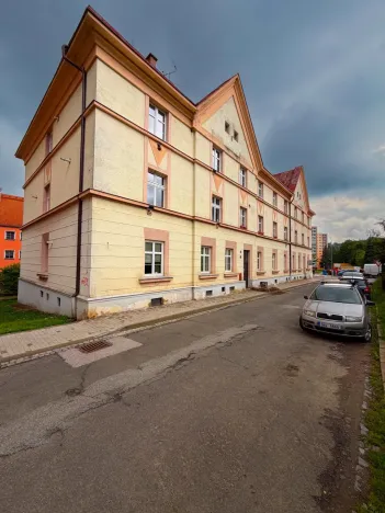 Pronájem bytu 1+1, Trutnov - Střední Předměstí, Přádelnická, 35 m2