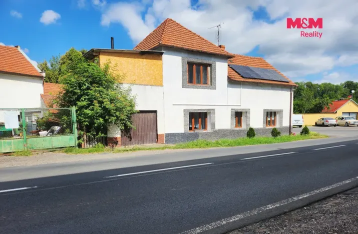 Prodej rodinného domu, Jimlín - Zeměchy, 208 m2