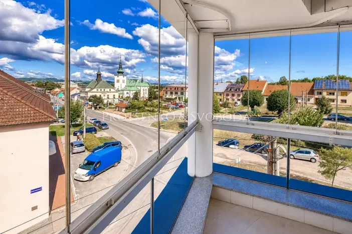 Prodej ordinace, Křižanov, Benešovo náměstí, 530 m2