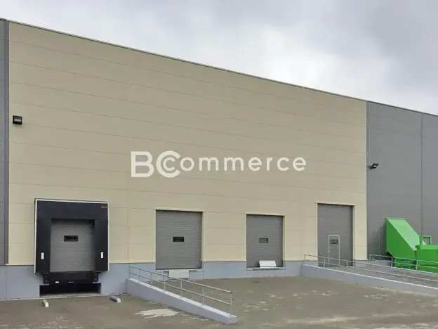 Pronájem skladu, Brno, 5250 m2