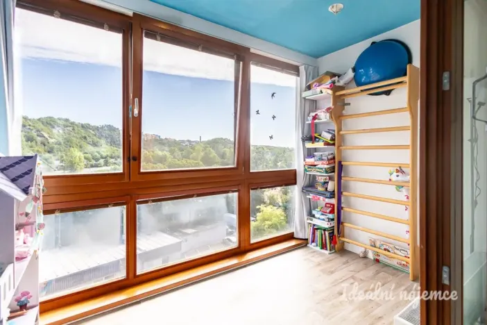 Pronájem bytu 2+kk, Praha - Holešovice, Varhulíkové, 80 m2