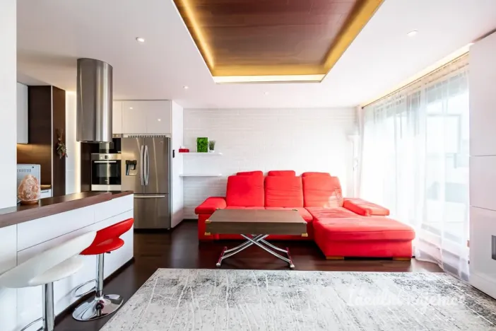 Pronájem bytu 2+kk, Praha - Holešovice, Varhulíkové, 80 m2
