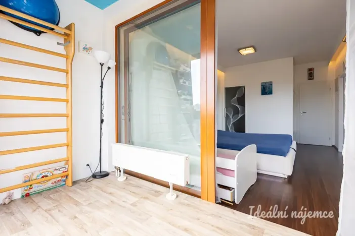 Pronájem bytu 2+kk, Praha - Holešovice, Varhulíkové, 80 m2