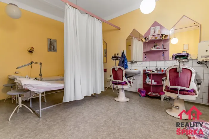Pronájem obchodního prostoru, Ústí nad Orlicí, Příkopy, 57 m2