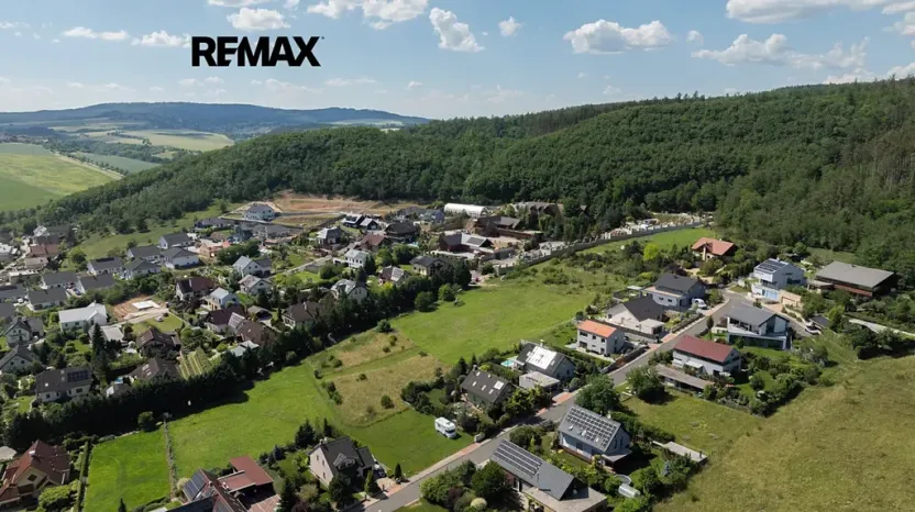 Prodej vily, Králův Dvůr, Pod Lesem, 296 m2