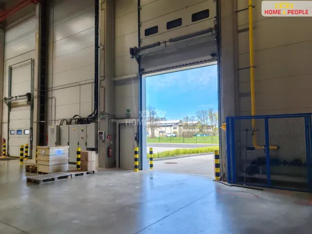 Pronájem skladu, Ostrov - Dolní Žďár, 4400 m2