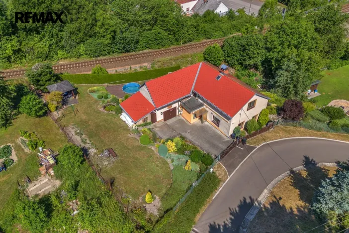 Prodej rodinného domu, Vysokov, 232 m2