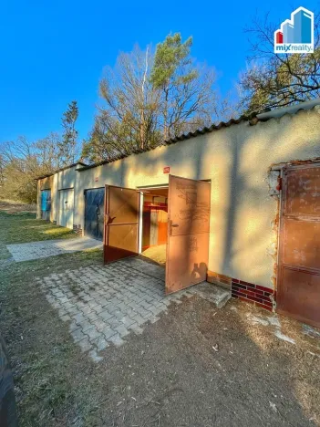 Prodej garáže, Tlučná, 23 m2