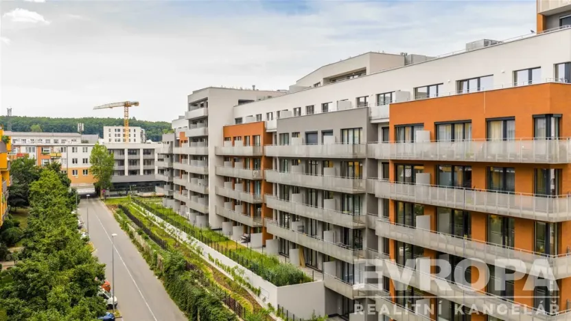 Pronájem bytu 1+kk, Praha, 33 m2
