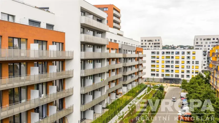 Pronájem bytu 1+kk, Praha, 33 m2