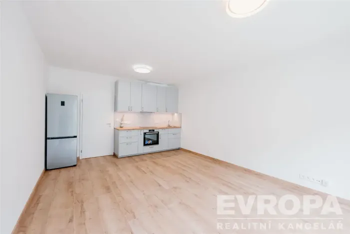 Pronájem bytu 1+kk, Praha, Kabešova, 33 m2
