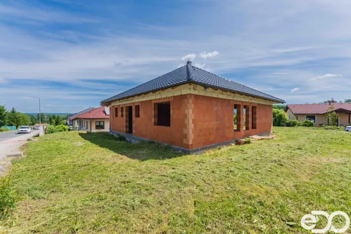 Prodej rodinného domu, Žleby, 172 m2