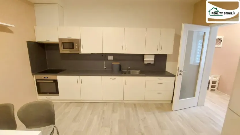 Pronájem bytu 2+kk, Mariánské Lázně - Úšovice, Zeyerova, 55 m2