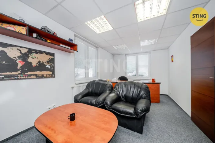 Prodej kanceláře, Třinec - Staré Město, 156 m2