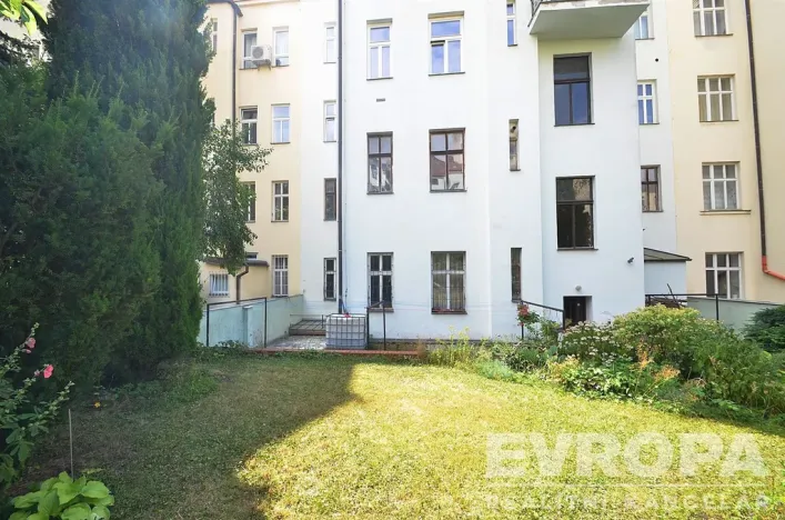 Prodej kanceláře, Praha - Vinohrady, Dykova, 79 m2