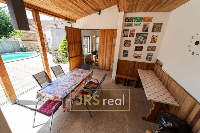 Prodej obchodního prostoru, Uhřice, 163 m2
