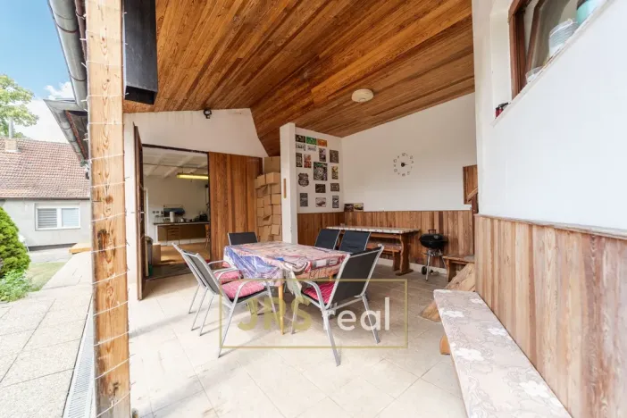 Prodej obchodního prostoru, Uhřice, 163 m2