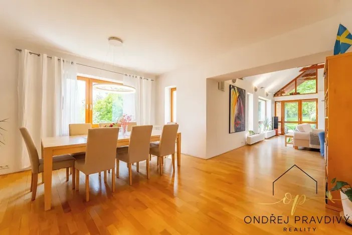 Prodej rodinného domu, Liteň, Karlštejnská, 237 m2
