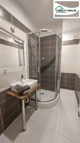 Pronájem bytu 1+1, Františkovy Lázně, Anglická, 33 m2