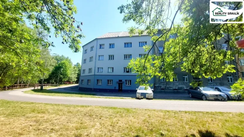 Pronájem bytu 2+1, Cheb, Dyleňská, 54 m2
