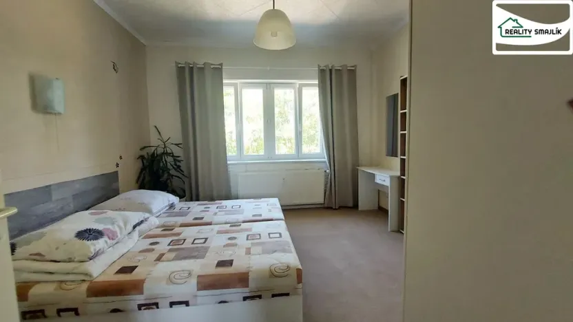 Pronájem bytu 2+1, Cheb, Dyleňská, 54 m2