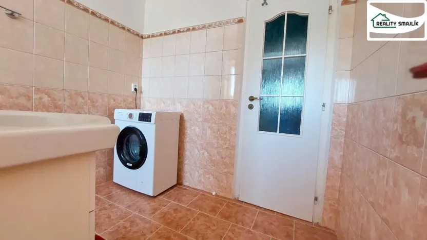Pronájem bytu 2+1, Cheb, Dyleňská, 54 m2
