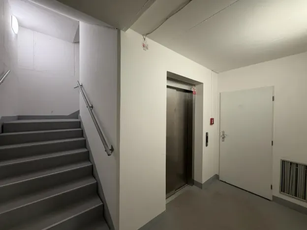 Prodej garážového stání, Praha - Stodůlky, Suchý vršek, 2 m2