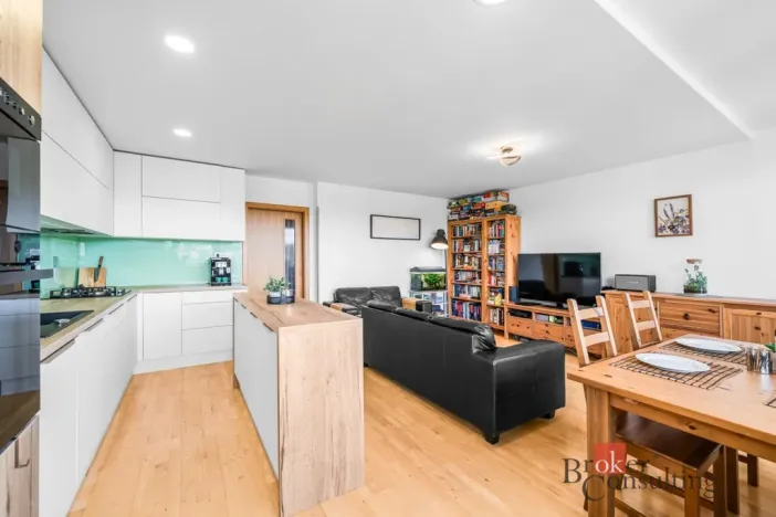 Prodej bytu 3+kk, Praha - Řepy, Nevanova, 75 m2