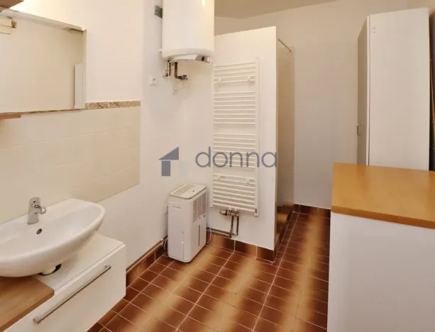 Pronájem bytu 2+1, Praha, Štěpánská, 48 m2