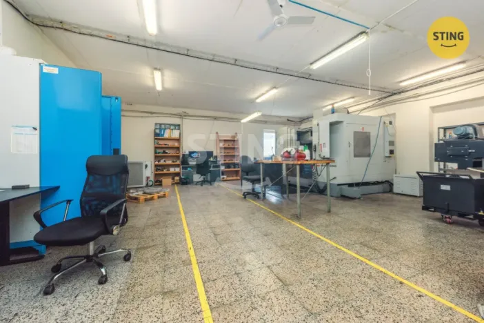 Prodej komerční nemovitosti, Žichlínek, 1952 m2