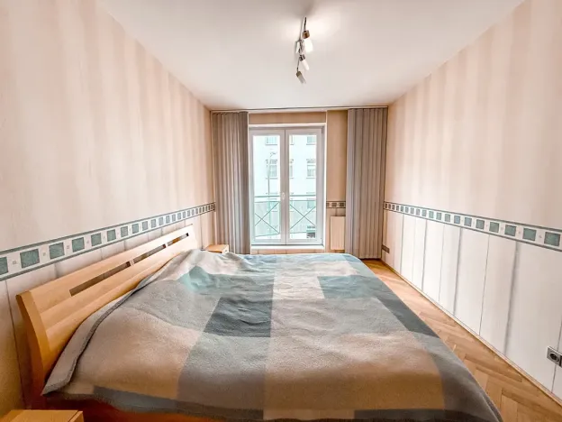 Pronájem bytu 4+kk, Praha - Žižkov, V kapslovně, 101 m2