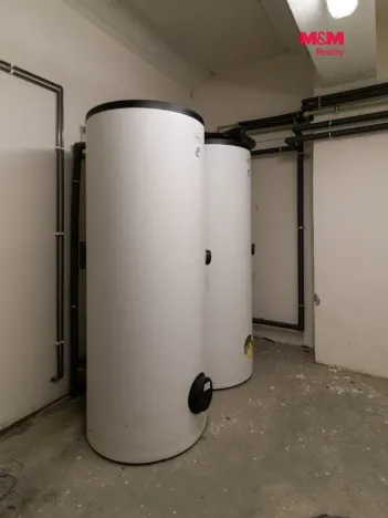 Pronájem výrobních prostor, Karviná, 1500 m2