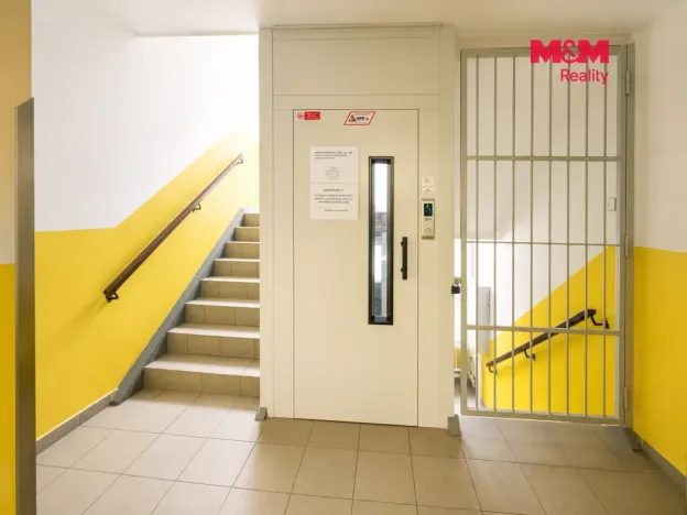 Prodej bytu 3+1, Ústí nad Labem - Ústí nad Labem-centrum, Velká Hradební, 69 m2